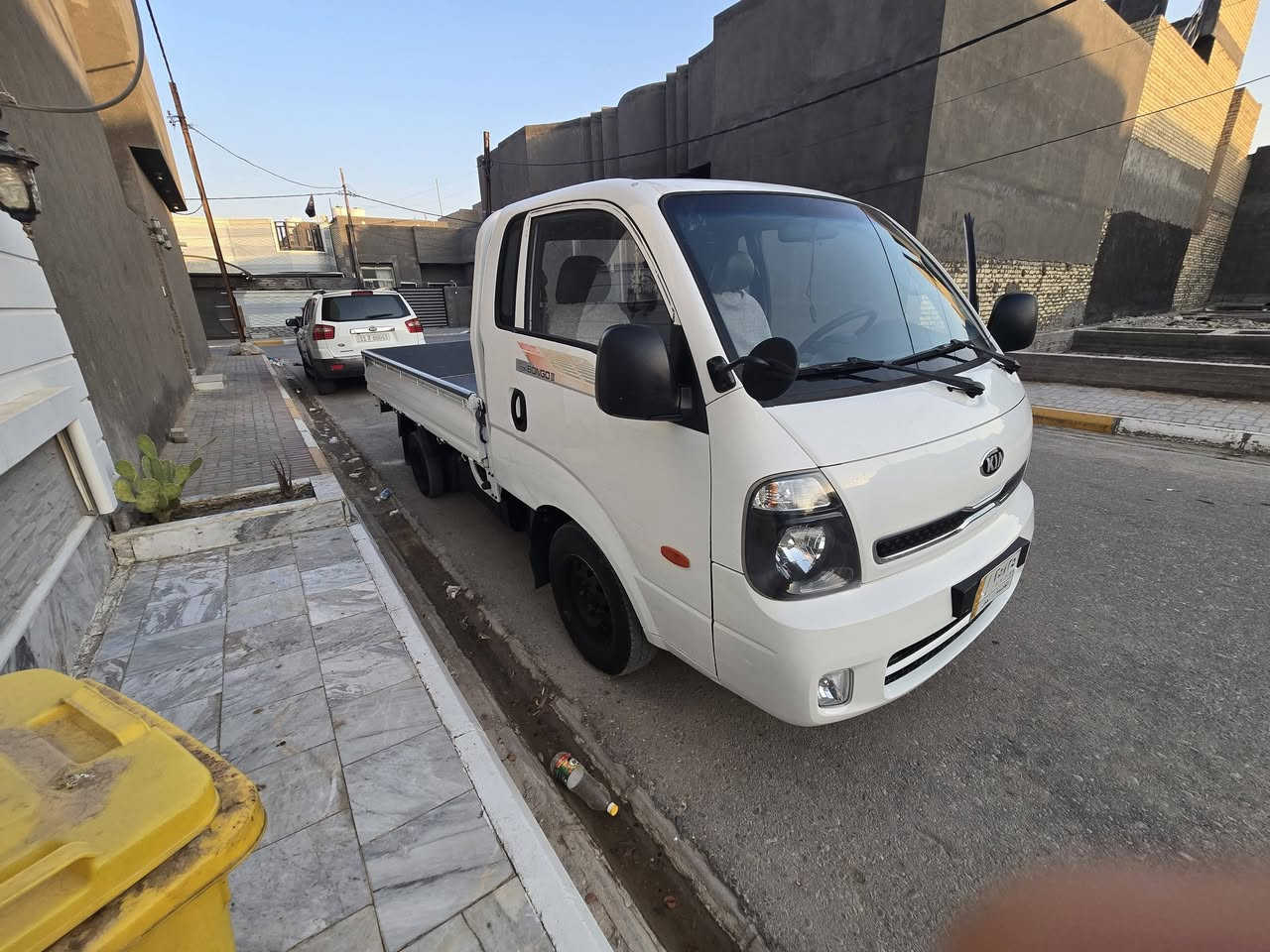 سلام عليكم من رخصة لادمن كيا بنكو مسكر ادبلو مغير سبلاين خير من الله موديل ٢٠١٨ أوتوماتيك السياره جاهزه مكينه تبريد حداديه  مكان السياره المثنى السماوه موبايل *********** السعر ١١٨ورق مع المجال
