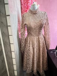 فستان • جديد • قياس ٣٦-٣٨