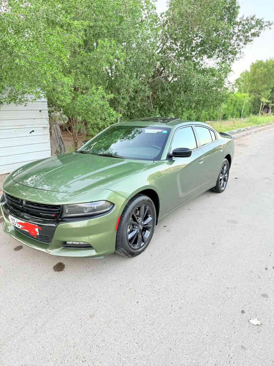سلام عليكم
� الموديل: 2023كلين تايتل

✅ الفئة: SXT

✅ الدفع: AWD (فور ويل)

✅ اللون: أخضر زيتي مميز

✅ الحالة: نظيفة جداً، استخدام شخصي، جاهزة للفحص.

المواصفات:

✔️ محرك اقتصادي وقوي3600

✔️ تشغيل بصمة

✔️ شاشة كبيرة مع كاميرا خلفية

✔️ مثبت سرعة

✔️ حساسات

✔️

✔️ فتحة سقف 

✔️ تكييف ❄️ ثلج 

ماشيه43ml

 

السعر225وبيها مجال *********** بغداد
