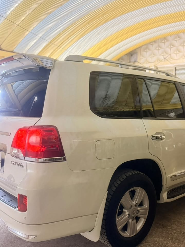 تويوتا لاندكروز
VXR-2013 ماي
محرك 8 سلندر
4.7
صيانتها كلها بل شركة بشرط
سياره بصمات عدد 2
ارضيات شركة ممفتوحه بعدها
فول فول مواصفات
شاشة كبير لمس + حساس و رادار امامي +شاشات+ فتحة سقف
كشن جلد +شحن موبايل +8 اريباك+ تبريد مركزية صمة تشغيل عن بعد لخم تاير دنلوب الاصلي
محرك كير بشرط مامفتوح
سيارة حيل نظيفة كلشي عل بلاد
سنوية زنكة كلشي جديد ل2029
باسمي السنوية بشرط تحويل وغرامة
سيارة مابيها دينار مصرف كامل من كل نواحي رقم بغداد
فس يوم /تحويل و وكالة حاظر
(سياره بيها براس جاملغ كد شبر باب الشارع انسد عليه بدون معجون بدون دواخل بدون ضربه شرط  )
مكان / الانبار
*********** للاستفسار
