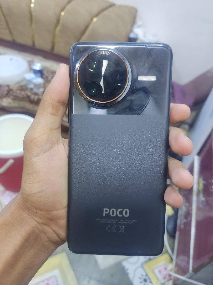 بوكو اف 7 الترا جهاز يخبل 120 فريم بكل لالعاب جهاز قوي قوي بمعنى الكلمه وجهاز يخبل ونضيف وبعده جديد. ذاكرته 512 وبطاريته 99 جهاز راقي POCO F7 ULTRA اسمه  جهاز يخبل كلش
سعر 800
 مكاني بصرة حيانية اول لاين 
***********
بوكو اف 7 الترا جهاز يخبل 120 فريم بكل لالعاب جهاز قوي قوي بمعنى الكلمه وجهاز يخبل ونضيف وبعده جديد. ذاكرته 512 وبطاريته 99 جهاز راقي POCO F7 ULTRA اسمه  جهاز يخبل كلش

نص مكتوب في الصور:
- Xiaomi HyperOS
- POCO F7 Ultra
- اسم الجهاز
- التخزين
- ٥١٢/ ٧٥,٠ ج.ب+ 16 ج.ب
- إصدار نظام التشغيل (POCO لـ) 2.0.203.0.VOMMIXM
- إصدار Android
- 15 AQ3A.240829.003
- تحديث أمان نظام Android
- 2025-09-01
- المواصفات والمعلومات التفصيلية
- النسخ الاحتياطي والاستعادة
- الدعم