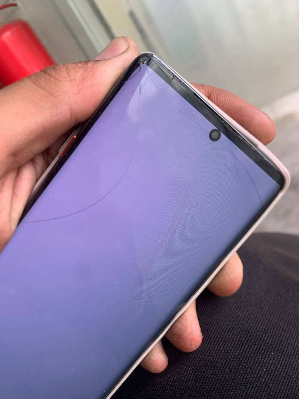تكنو كامون 40 برو 5G • ٢٥٦ • قفل