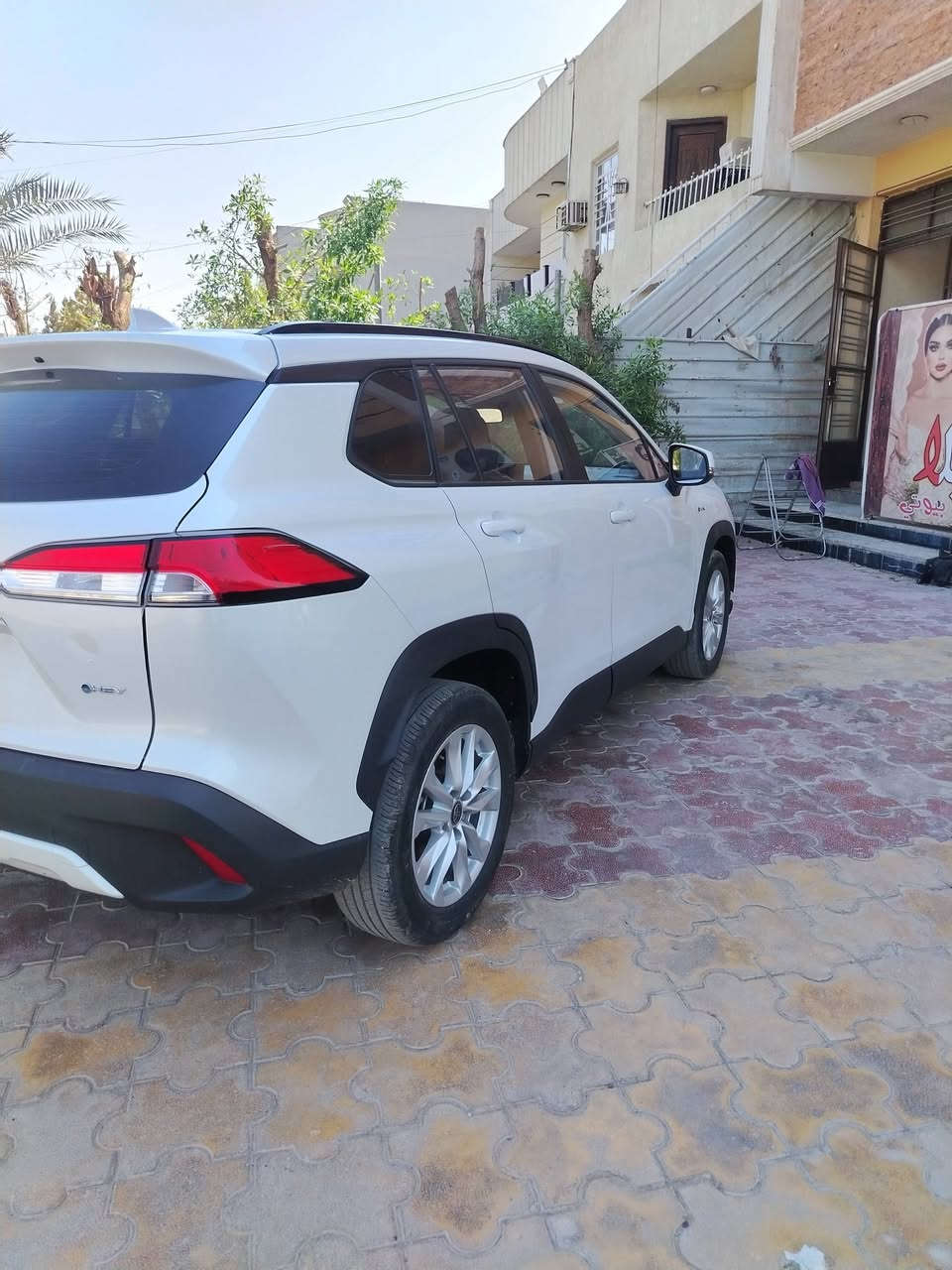 السلام عليكم للبيع كورلا كروس ٢٠٢٤ سياره جاهزه مابيه اي نقص مكفوله من الصبغ والضربه والتبديل والبارد ماشيه ٢٤ كير مكينه على وضع الشركه فتحه كهرباء بصمه كشافات أمامي حمالات بصمه هند بريك وباقي المواصفات معروفه بيه هواي مواصفات سيارة جديده مال بيت كلش نظيفه تراي كلش حلو مكان السياره حي العامل علسريع الملحانيه قرب مسبح الرافدين موبايل *********** أثير *********** السعر ٢٦٤٠٠ وبيه مجال حك الجيه تحويل ثاني يوم بسمي
