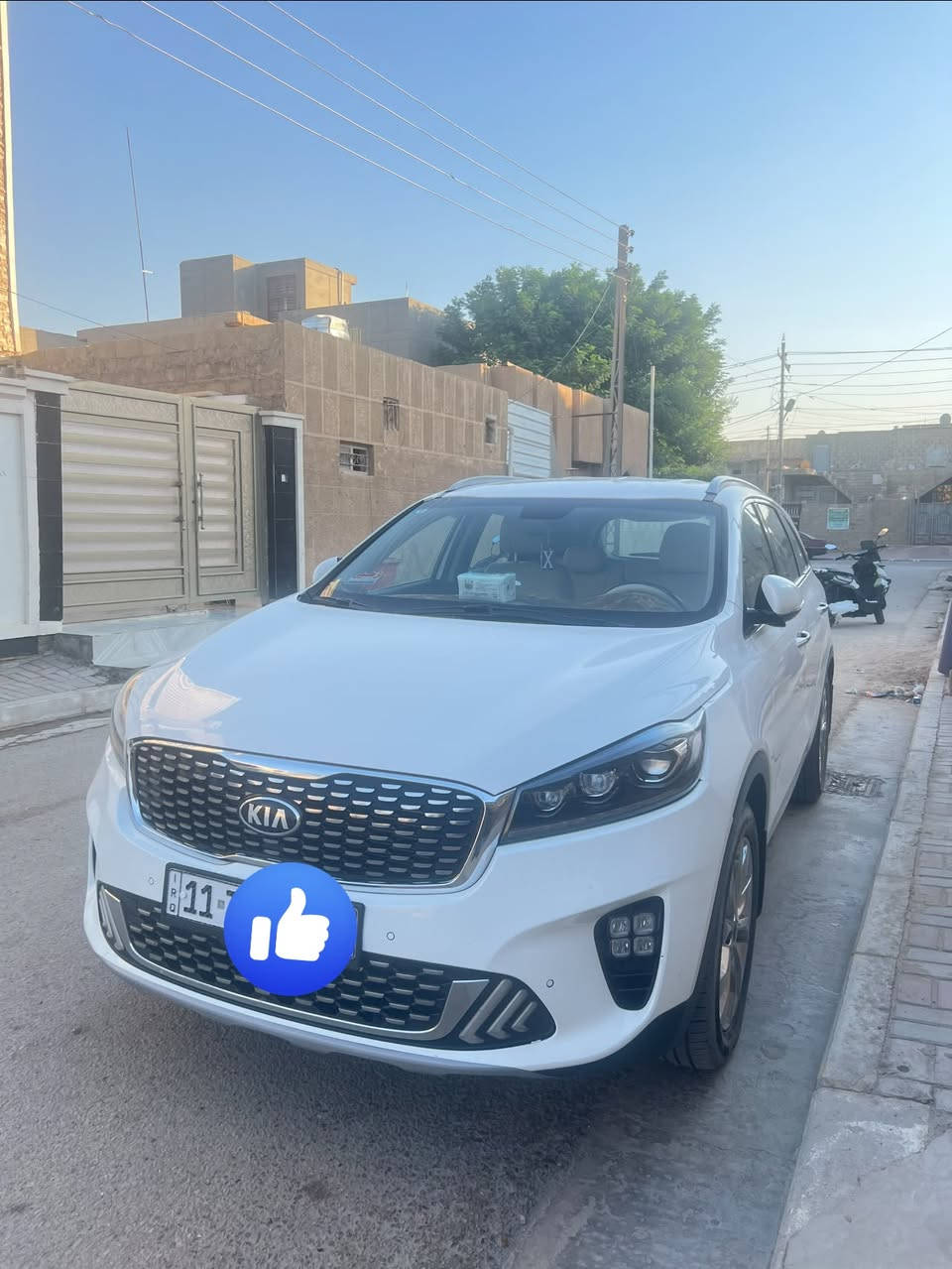 سورنتو ٢٠٢٠ وارد خليجي بأسمي. مكفوله من الصبغ السياره على وضع الشركه بعدها.. وسبيرها منازل فول مواصفات ماعدا البنوراما
٣وضعيات قياده 
كامره وحساسات اماميه وخلفيه
بردات بلاديه 
لد نهاري
بصمه تشغيل وبصمة ابواب
وبعد هواي مواصفات
ماشيه 55 الف فقط
ادك جرص بل ١٢٠
كلشي بيها على وضعية الشركه
السياره بيها رصعه بطرف الباب صغير وشخط صغير
تخم تاير جديد
ماكو دونز حتى بالبانزين العادي
السياره مال بيت 
رقم بغداد
السعر/ ٢٣٠

***********
