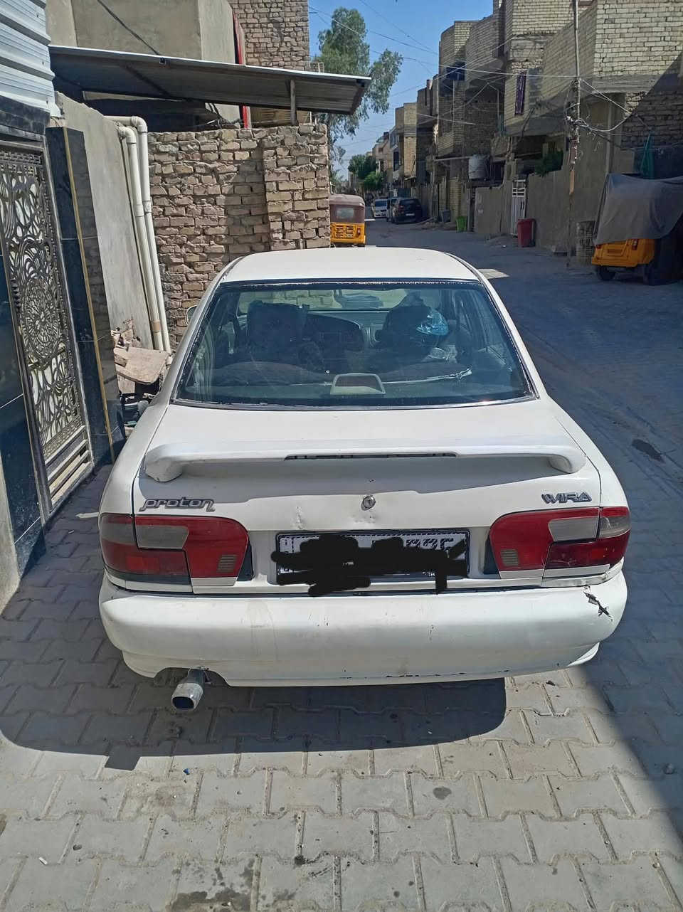 ***********
بروتون موديل2002محرك جديد رقم قادسية مكلف بالنشر  راسلني ادزلك رقم صاحب السيارة يريدها 33
