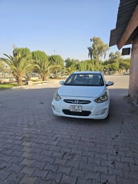 اكسنت خليجي موديل ١٥ بيه صبغ هلال جملغ الخلفي فقط السياره ماشي ١٣٧ محر...