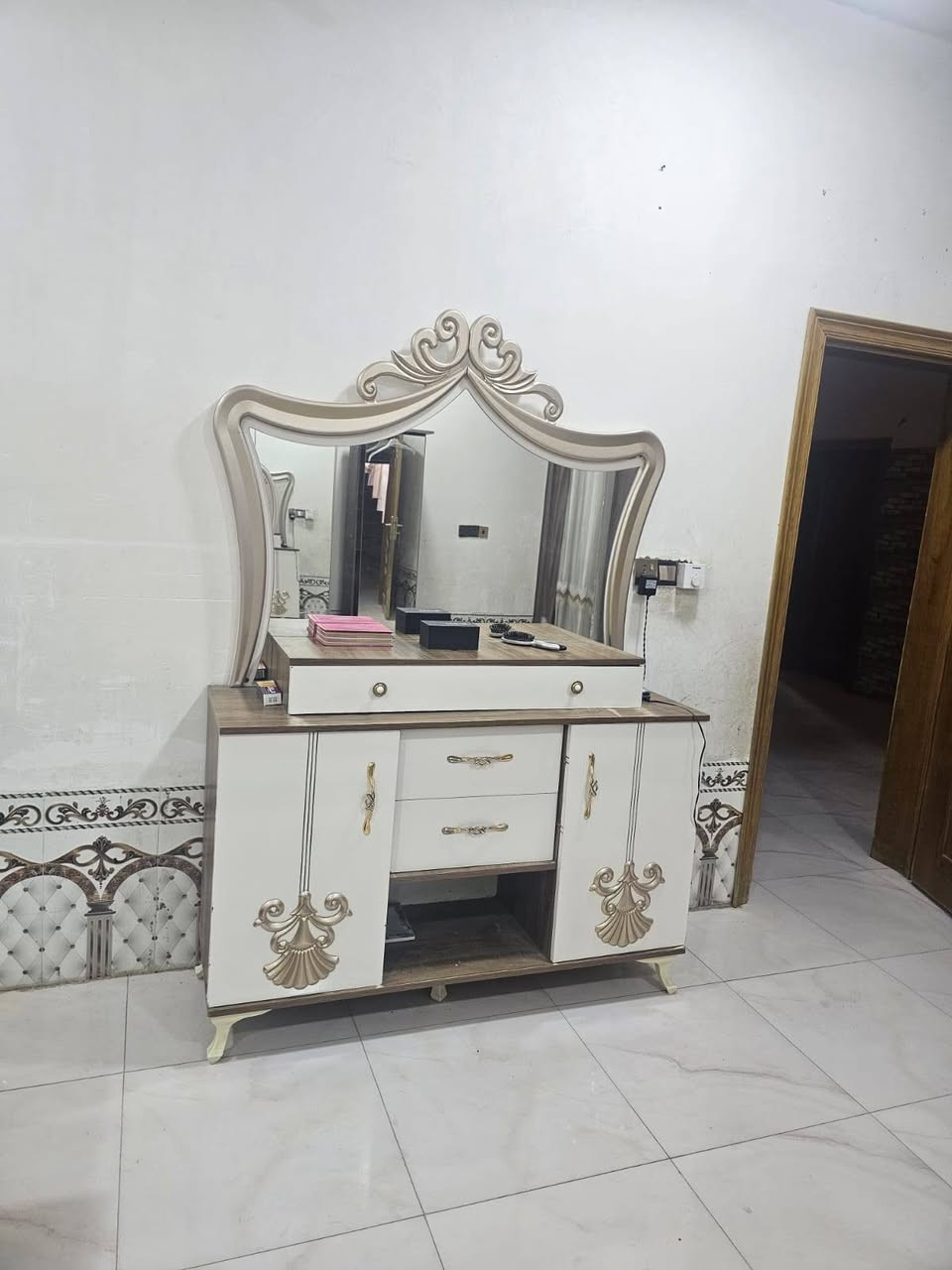 غرفه تركيه للبيع للتواصل ***********
