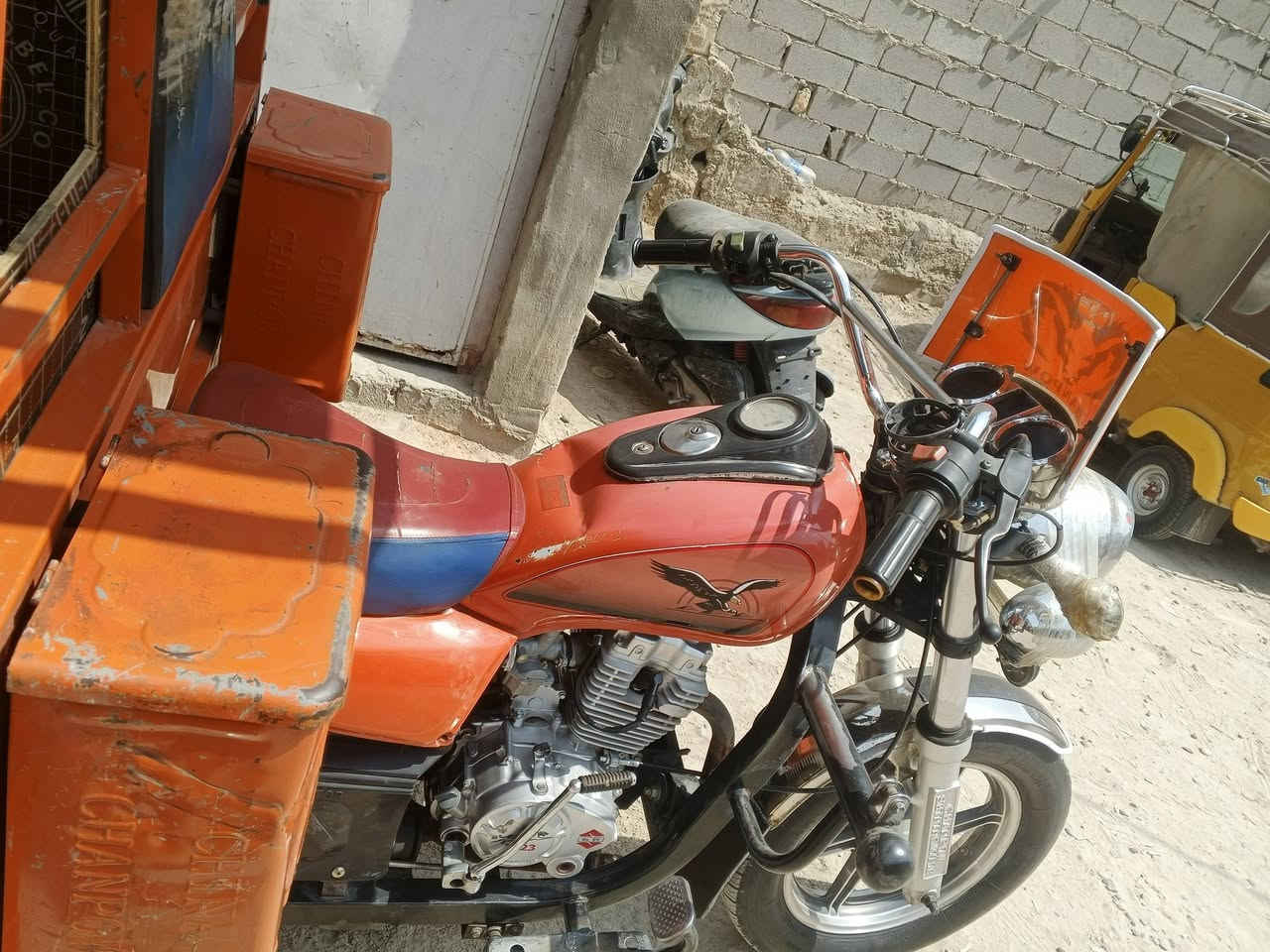 السلام عليكم مديل 23 ابلادي كمرك بلال سعر 2600 بيها مجال واساب *********** ما زنجر متوفر
