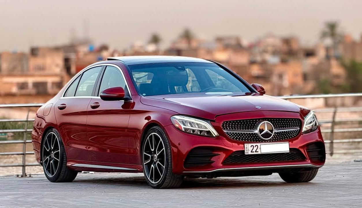 السلام عليكم 🌹

🚘 مرسيدس C300 موديل 2020
⭐ فول مواصفات – 4MATIC – كت AMG

المواصفات:
• 4MATIC دبل
• كت AMG
• شاشة كبيرة
• بانوراما
• دبل ماوس
• كيجات إلكترونية
• نقطة عمياء
• كراسي جلد كهرباء
• تدفئة كشنات
• إضاءة داخلية LED بـ 64 لون
• جنطة كهرباء
• PPF حماية للسيارة ضمان مو العادي
• وهواية مواصفات إضافية

🔧 تفاصيل الحادث:
• جاملغ مبدل
• شبر من البنيّد فوق اللايت الأيسر
• البنيّد مصبوغ
• إيرباك الستيرن والبردة مصلحات بالـبلادي

📌 السيارة جديدة 
📍 ماشية حالياً 82,000 كم

📞 للاستفسار: ***********

🔵 انضم إلى كروب التليغرام للمتابعة:
https://t.me/+V_8lFgH7F04zZDI6

🟢 كروب الواتساب:https://chat.whatsapp.com/DW9ZEkYVzrq5RMF02jSplX?s=cl&p=i&ilr=2&amv=1

🔵رابط صفحة الفيسبوك:
https://www.facebook.com/share/1D1zdi9yQw/?mibextid=wwXIfr
