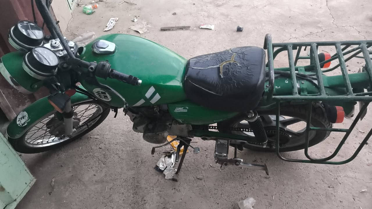دراجه للبيع كهربائيات كلهه شغاله نكره سلف 
لاستفسار ***********
