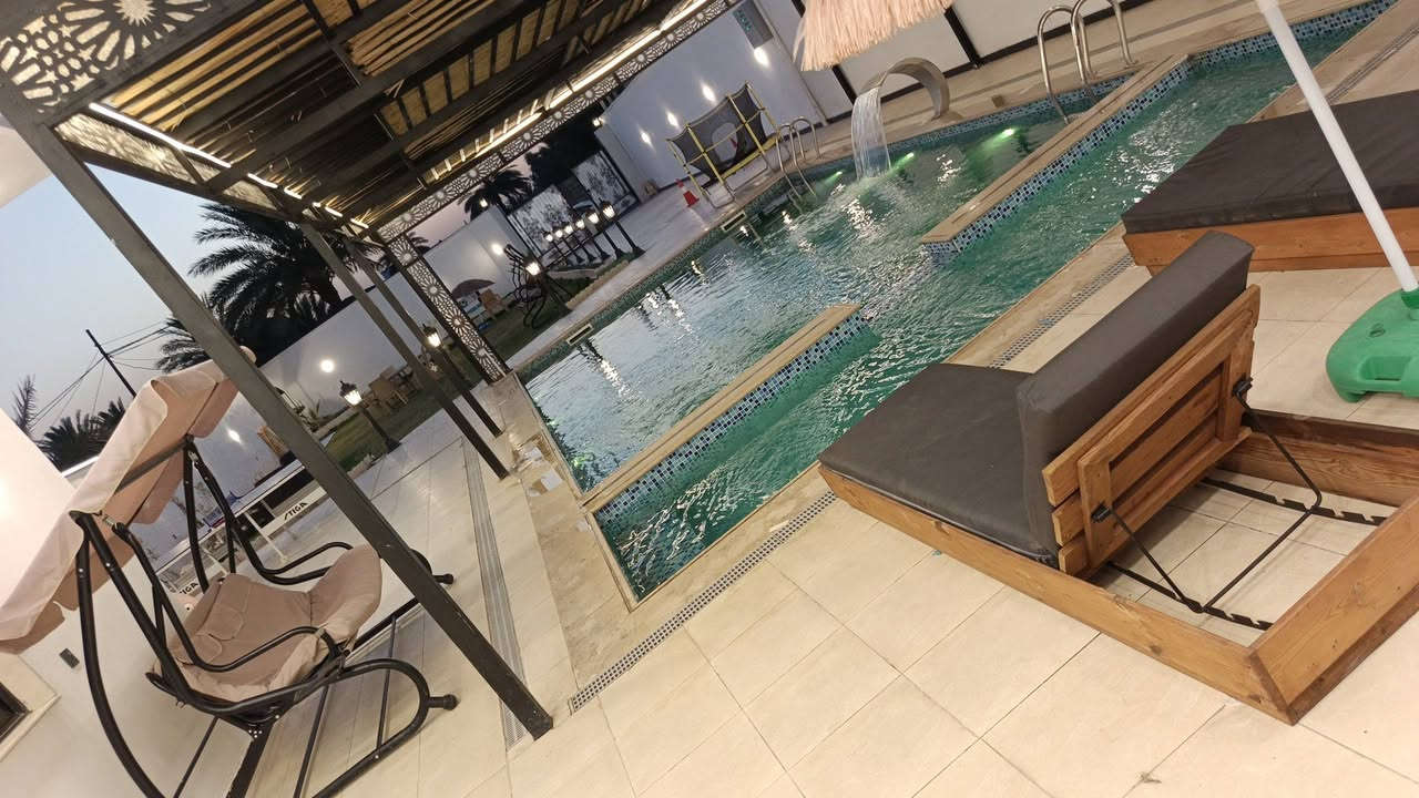 🌿 مزرعة أور 🌿
✨ فتح باب الحجوزات ✨
☀️ الشفت الصباحي
🌙 الشفت المسائي
📍 الموقع: بغداد – الدورة – البعيثة
استمتعوا بأجمل الأوقات مع العائلة والأصدقاء في أجواء هادئة، مساحات خضراء، وجلسات مميزة تناسب جميع المناسبات. 🌳💚
📞 للحجز والاستفسار: ***********
سارعوا بالحجز... المواعيد محدودة! 🌿🏡
