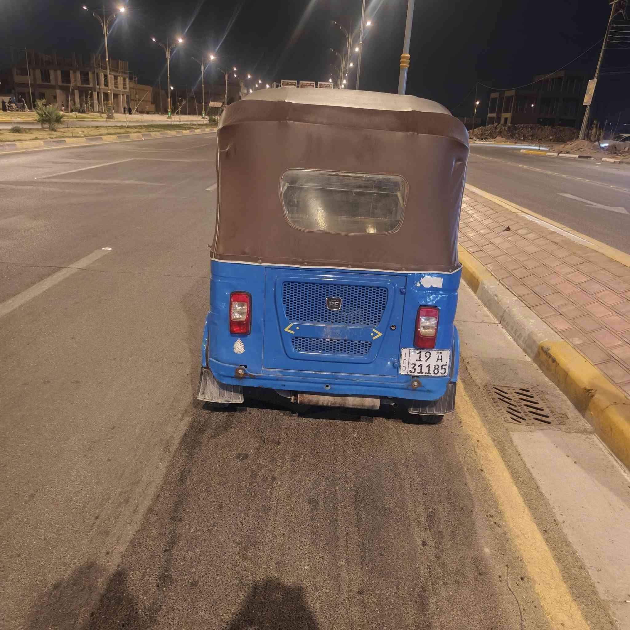 السلام عليكم تكتك موديل 22 رقم وسنويه انكليزي بيها صفحه راجعه وبيها طخات بسيطه المكينه مكفوله تكتك حلوه وجاهزه السعر قفل 7400 للاستفسار ***********
