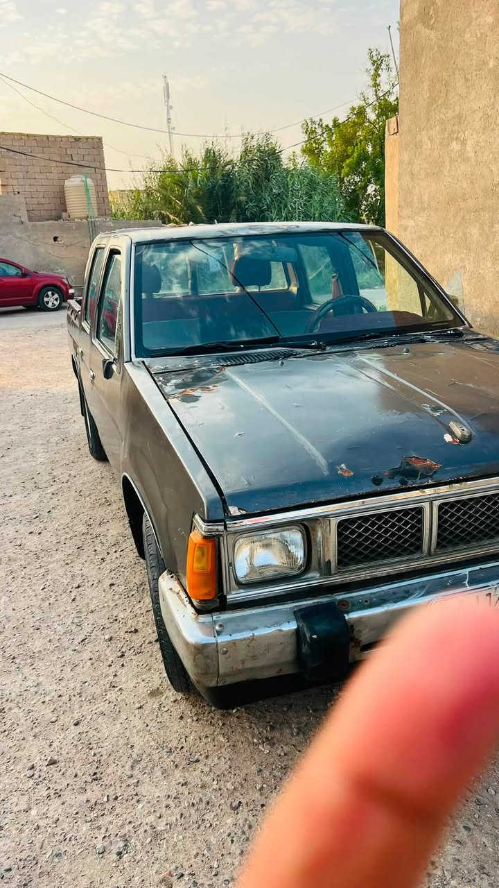 السلام عليكم اني مكلف  بلنشر  👉👍
البيع بيكم نيسان موديل 93 ذي قار تحويل ثاني يوم 
كهربايات شغاله. مكينه وكير خير من الله لا تنقص ولا تبخر 
شاصي مكفول سياره مصبوغ حزام ابيع هل الموجود 👉
سعرها 30$ وبيها مجال الشراي مكان سياره بلناصريه الرفاعي ***********📞📞
