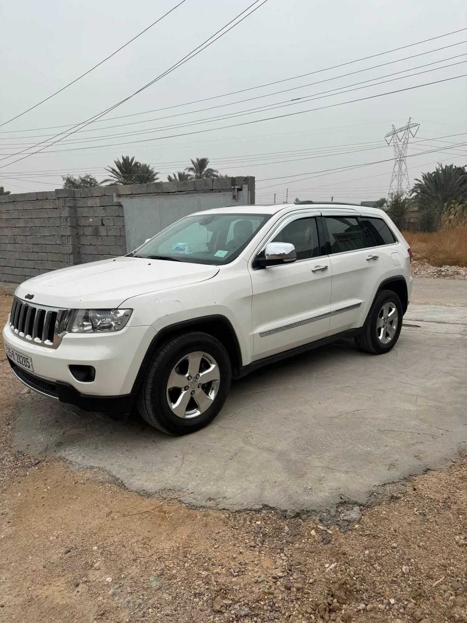 جيب موديل 11وارد امريكي 
بيه قطعتين جمالغ وبنيد 
فول مواصفات 135
مكان الفدوجه 
***********
