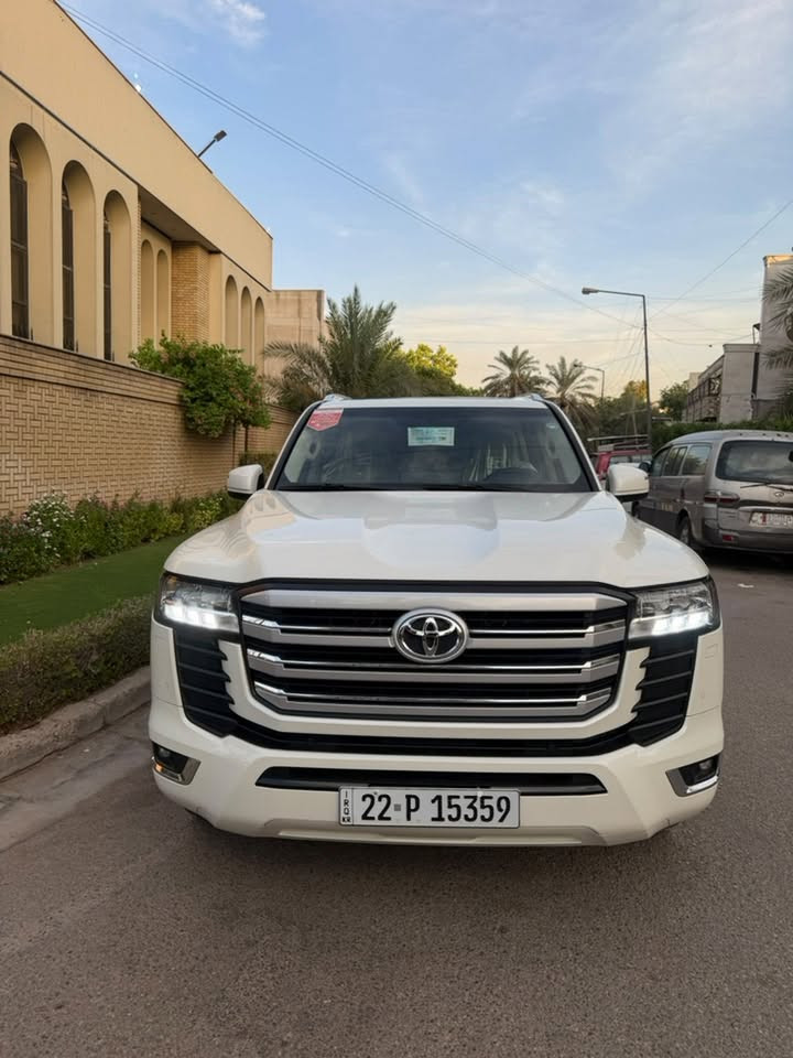 لاندكروزر جي اكس ار • ٢٠٢٢ • ٥٨ الف