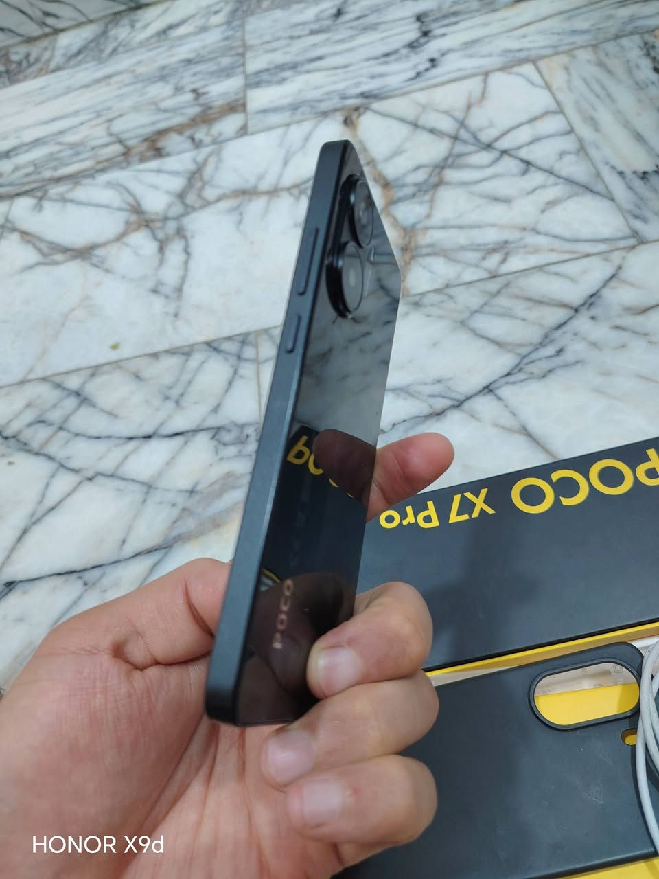 POCO X7 PRO
بوكو اخو الجديد كامل ملحقات ذاكرة ٥١٢ لون اسود 
السعر ٣٧٥ الف 
***********
