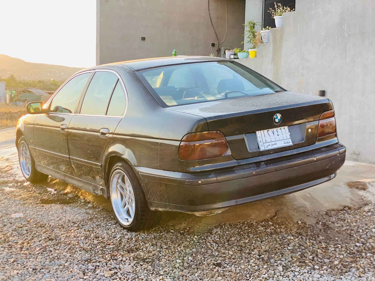 بي ام دبليو E39 • ٢٠٠١ • شاشة آيباد