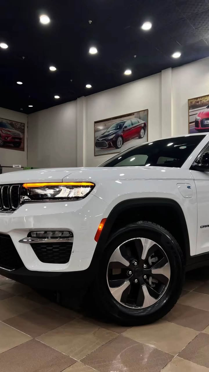 Jeep grand cheroki 4xe 2024
V4.tourbo.hybrid 375🐎
58000mile✅
Clean title 🔥
350$🫡
شركة محمد صابر 🥇
Call:***********📞
ناونيشان:100مه تري به رامبه ر گومرگ شركة محمد صابر
