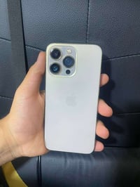 ايفون 13 برو ٢٥٦ • بطاريه ١٠٠ • شاشه مستبدله