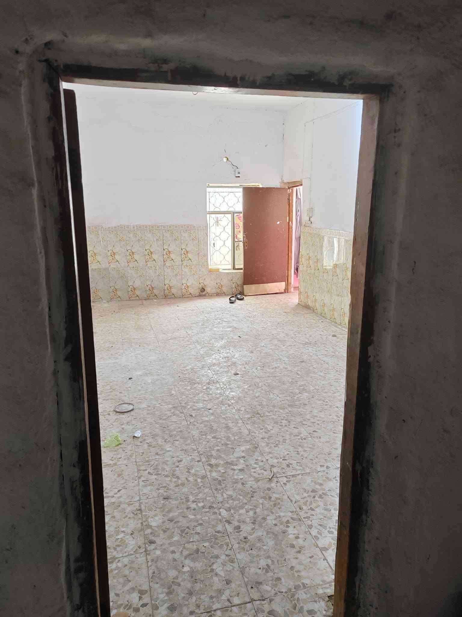 حي حسين الثاني • ١٠٠م • مطبخ خارجي