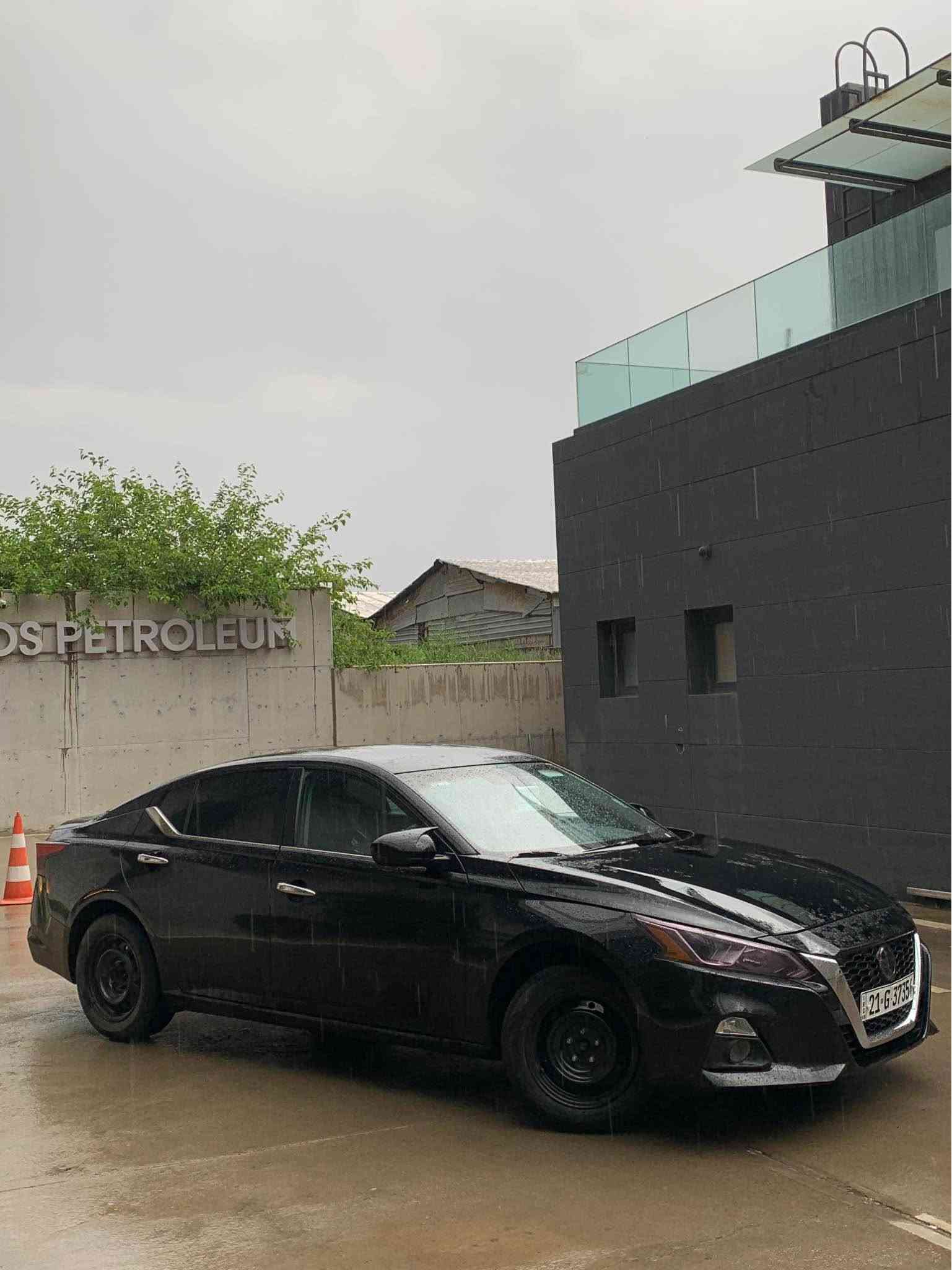 Nissan altima 2020 S 

نیسان ئەلتیما مواسەفات S ڕاداری پێشو دوا ناوگێچ گەورە کامل  شاشە گەورە بیلاد کارپلەی  لایت زینۆن پێشو دوای کراوە بە ٢٠٢٢ سەیارەکە هەتا بڵێی جوانەو ماڵی دۆستە ٣ پارچەو نیوی بۆیاخە  نرخی ١١٨$ مەعامەلە 

*********** السليمانية, العراق
