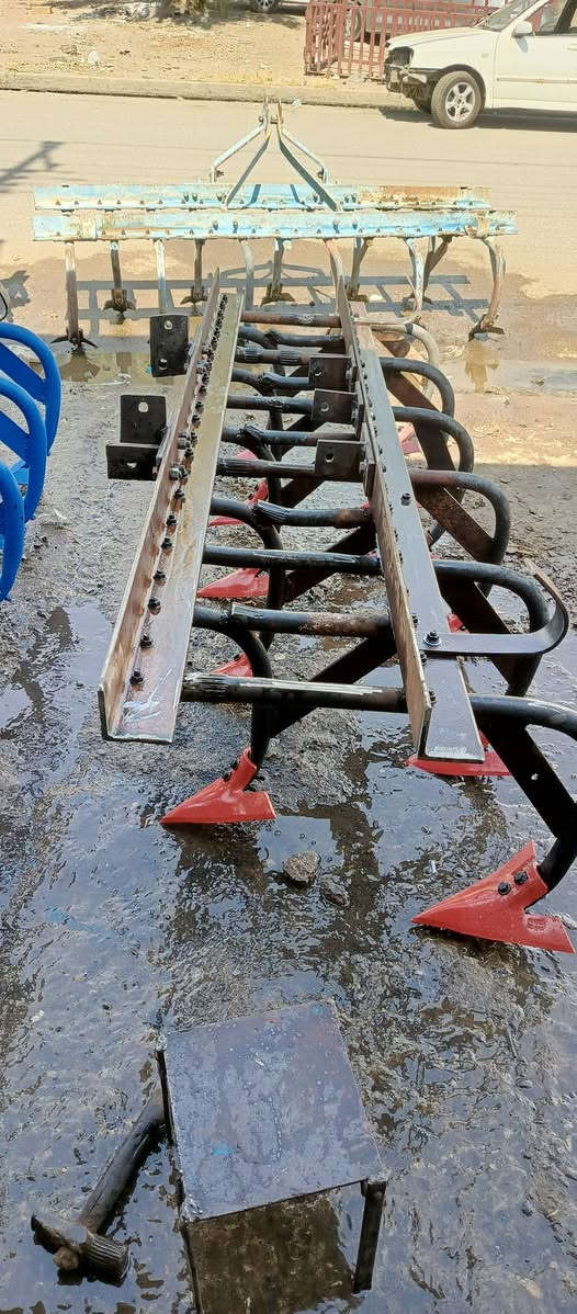 بيع وتصليح الالات الزراعيه خرمشات جديده  ام 11 و 9 ومرازات تك وام الثلاثه كلو نظام حديث وشفتات ثقيل موقع المحل  صناعه المعارض قرب شارع البراوي يم حكمت الحيمجي محل الحاج عبد وأبو أيوب 
 ***********

