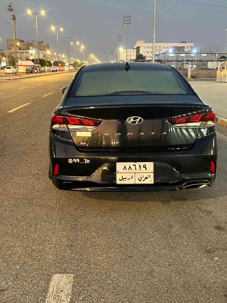 السلام عليكم سوناتا وارد امريكي للبيع 2018
رقم اربيل الماني 
مواصفات 
رادارات جانبيه 
تحكم استيرن جهتين
حساس اطارات 
شاشه كار بلي 
3 انضمه .ايكو .اسبورت . عادي 
المواصفات العاديه متعارف عليهة 
السياره بيهة قطعة وحده بس جاملغ امامي جهة السايق وراجع بارد يعني بدون دواخل 
البنيد فاتح براغي جهة وحده بس للتطبيع 
حادثه من امريكه صاير بالحداديه 
تخم تاير باتردي جديد  اكثر تفاصيل اتصل ع الرقم ما متواجد ع النت 
***********
