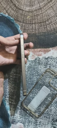 أيفون15pro max ذاكره 256 دبل شريحه نموذج M/ZAA بطارية94 وياه فقط كارتو...