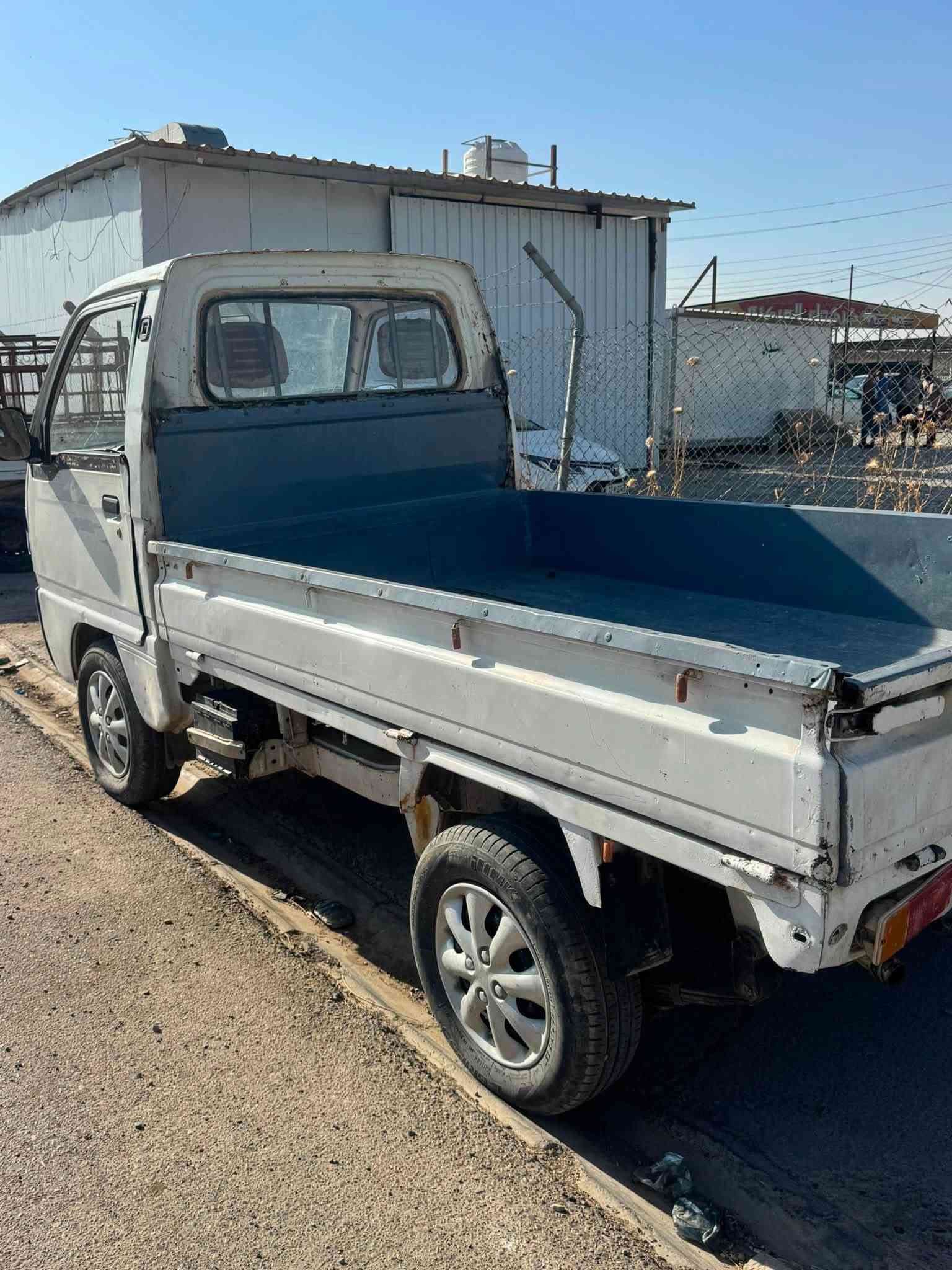 شنكهاي موديل 2006 للبيع كير محرك اكسل شاصي كهربائيات كلها شرط سعر 15وبيه مجال
عنون كركوك الحويجه 

رقم الهاتف ***********
