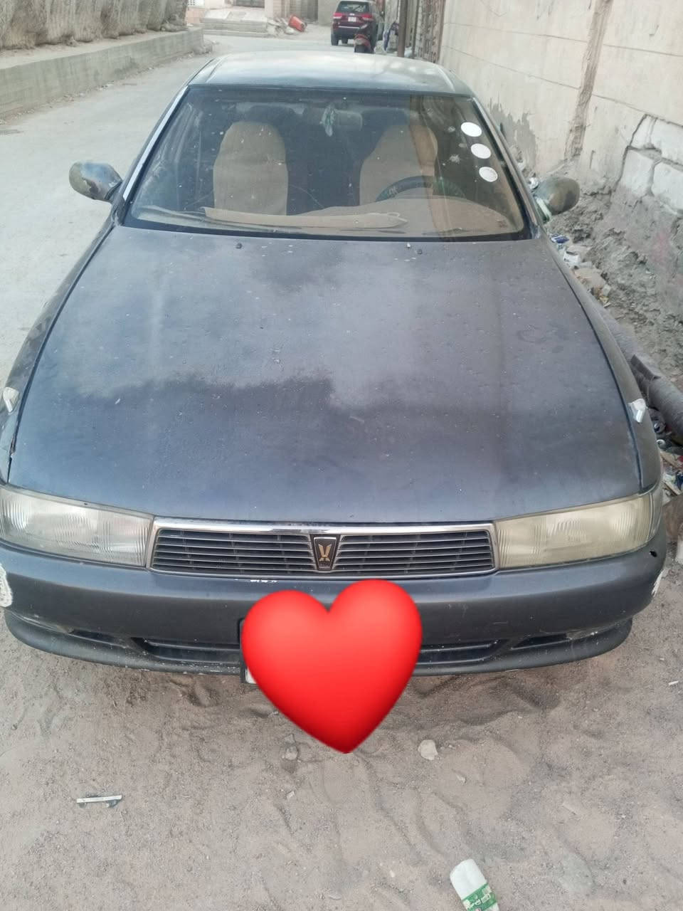 كرستة للبيع  
كرستة موديل 1993 لونها فيلي 
مكفولة من نقل الجثة  (بيها كتاب فحص )
رقمها بصرة 
طخم تواير جديد 
مكينة ونجي جديده 
باتري جديد 
تبريد منظومة شغالة كلها . 
حدادتها نص عمر 
سنويتها ساقطة 
المكان ذي قار _ قضاء الجبايش 
متواجد فيس بوك 
وهذا رقم تلفوني _***********
سعرها مناسب 39 ورقة  وبيها مجال بسيط كلش
