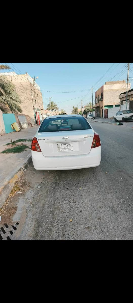مرحبا اخواني عندي هاي السياره للبيع سياره ما متعوبه مال منتسب اكثر الاحيان السياره طابكه بلباب السياره تبريد تدفأه حداديه شواصي محرك كير كفاله كشر خارجي زلغه مابي للعلم تخم تاير بدلته جديد بيدي حته باتري جديد حطيت الهه  مداريهه السياره موديلهه 2011 وبيهه بلجاملغ ضربه بصيطه  وصلحتهه وجاهزه السياره اسف عل اطاله السياره بسمي وبلعافيه عل ياخذهه الرقم ***********  اخوان السياره سعرهه 73 ورقه بيهه مجال قليل لاتراسل ماسنجر محضور
