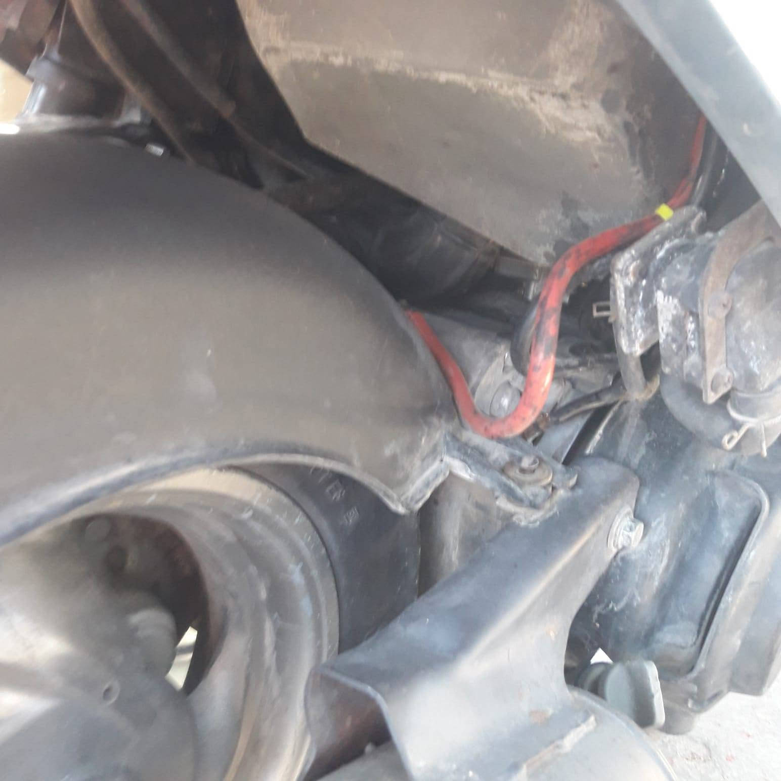 سلام عليكم مكلف باالنشر
بريز لايت ناصي بحالة جيدة نكرة بكل وقت دراجة حلوة وخير من الله نقصها بريك الامامي يرادلة فچ كهربائيات كلجات طسة تخبل للبيع رايدها625 مكاني چكوك قريب عادل ماركت رقمي*********** اتصال او واتساب
