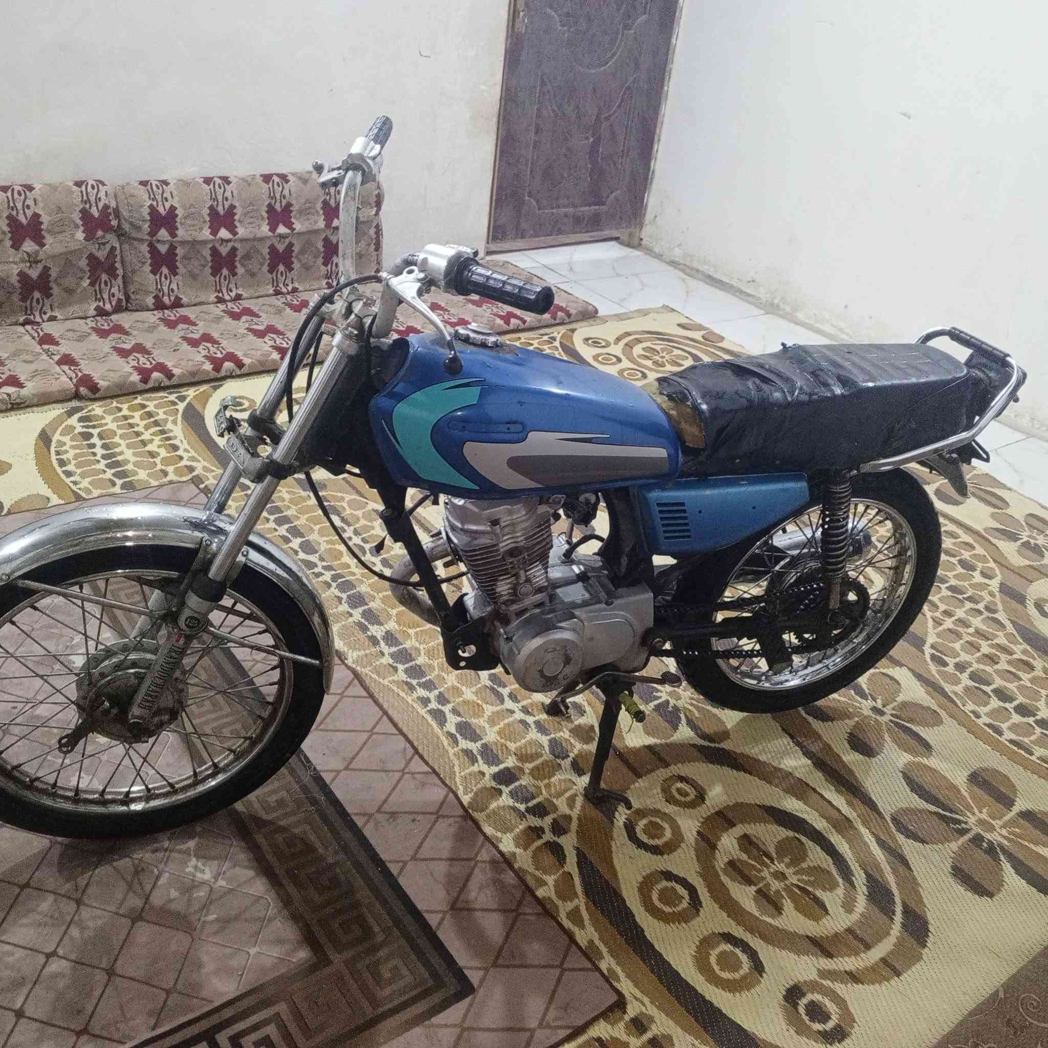 اربعه كير • كلك • يحتاج لاستيك