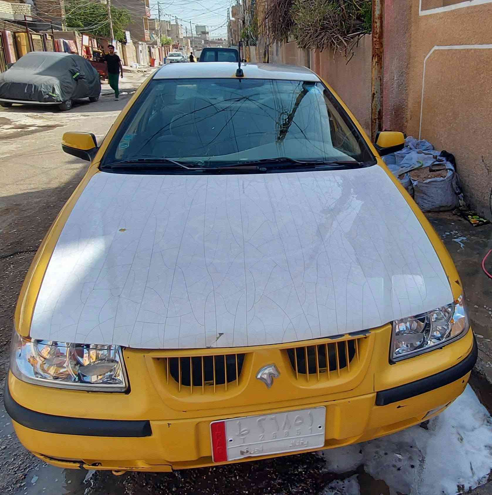 للبيع سيارة سمند موديل 2010 ناطقة مكينة وكير بلادية وجديدة تبريد تدفئة شغال تخم تاير جديد السعر 25ورقة وبيها مجال مكان السيارة بغداد الشعب رقم التلفون ***********

