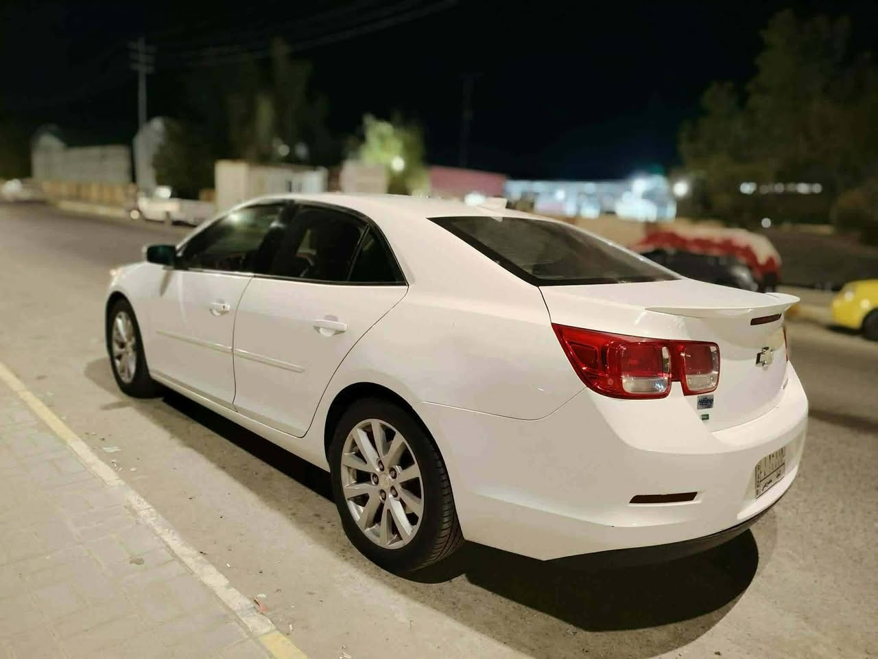 ماليبو ٢٠١٥ مكفولة كفاله أمريكي ٢٥٠٠ تنفس طبيعي الاقتصادي محرك ٤ سلندر وارد شرط اريباكات سلمية وشواصي شرط رقم نجف بسمنه مشروع وطني فول عدا البصمة بيه طخة يم قفل البنيد مصلح نفسه بدون صبغ تحكمات فول فتحة بالقارة كامرة خلفية تشغيل عن بعد تبريد فول محرك بعده ازرك شرط كير شرط دهن كله وكاله بانزين محسن شرط مكان السيارة بالسماوة قضاء الرميثة
مواصفات LT
  شاشة قلاب كامرة خلفية
لد داخلي
ويل كب ١٨
ترهم بيع او مراوس حسب القناعه
مكان السيارة بالسماوة قضاء الرميثة
***********
