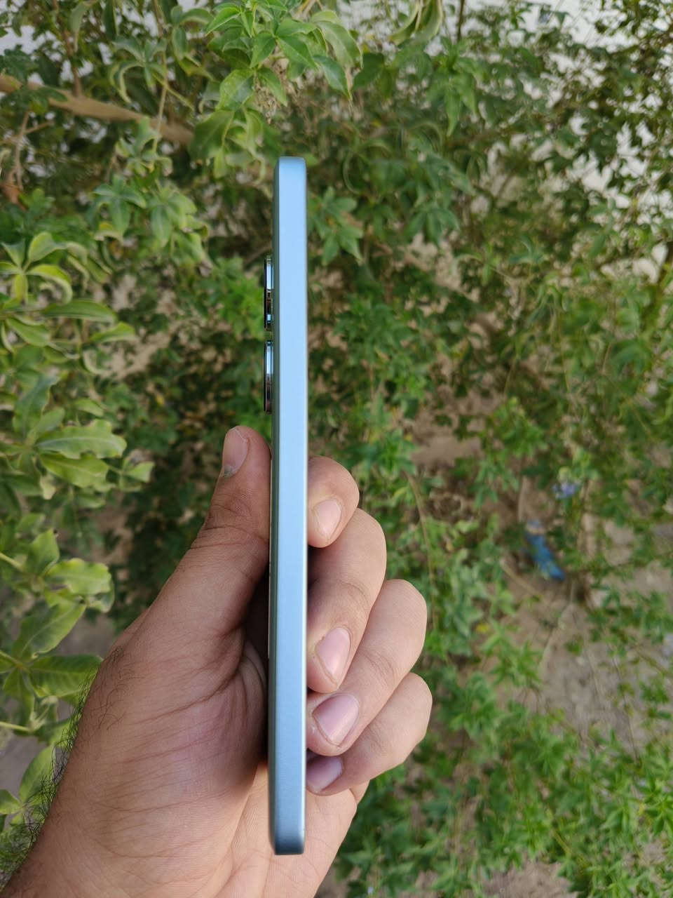 بوكو F6 ذاكرة 512 العشوائيه 12+12 نضافه الجهاز 100% معالج snapdragon® 8s gen 3 Mobile platform ينطيك ببجي 120 فريم حقيقي وبكل الالعاب 120 واكثر بسلاسه الجهاز كامل ملحقات كارتون وشاحنه الاصليه 90w وكفر كامل مكفول كفاله عامه حته من الشخط السعر 450 او مراوس عنواني شط العرب ***********
