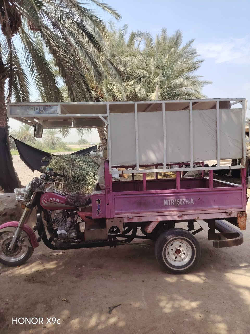 السلام عليكم  محجر للبيع نجف ابو صخير ب 100 وبي مجال ***********

نص مكتوب في الصور:
- HONOR X9c