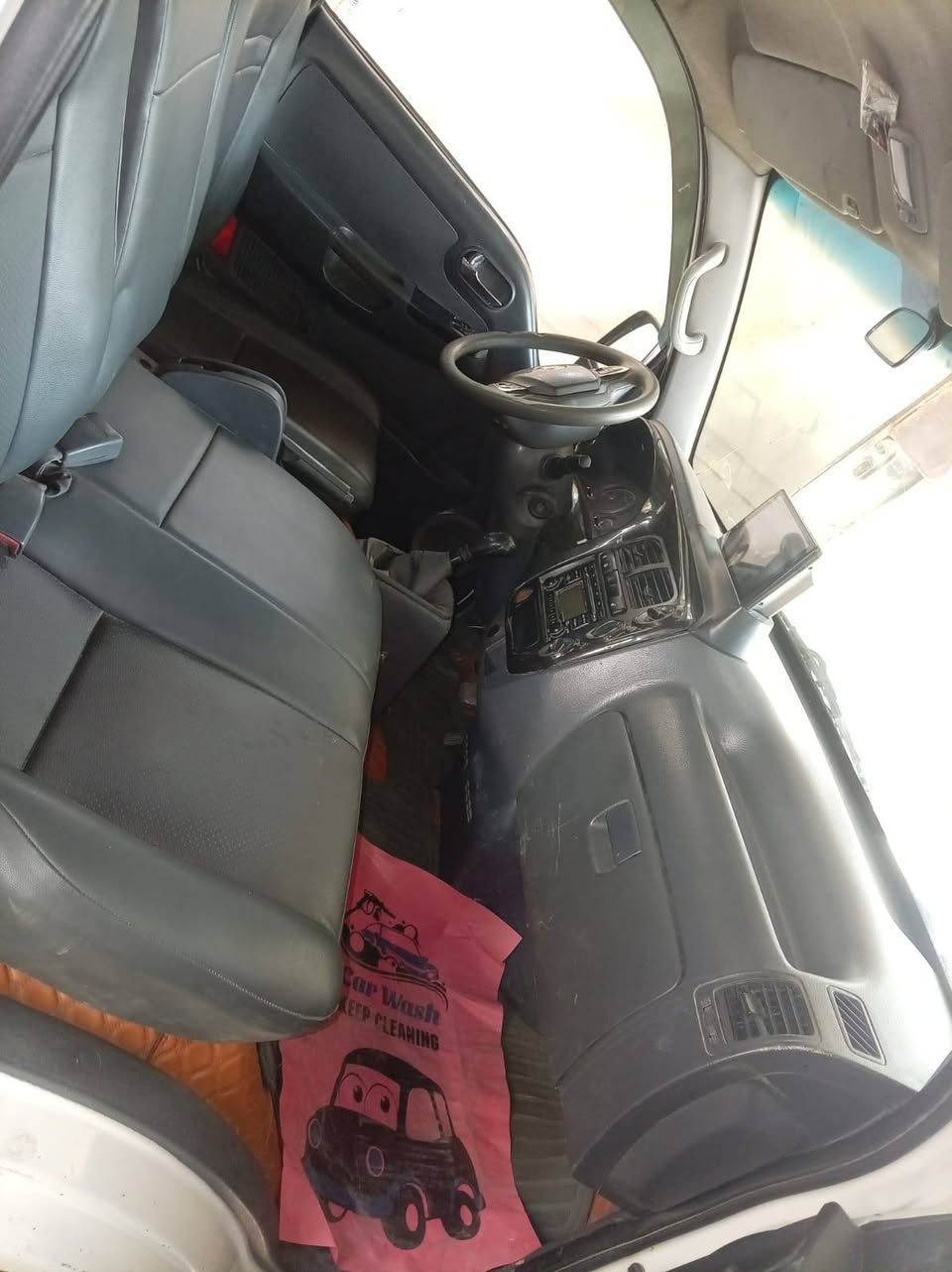 كيا بنگو 14 رقم واسط مكينه 2700 قبق اسود مكينه و اكسل و گير خير من الله سياره جاهزه تخم تاير جديد صار شهر من بدلته كهرباء شغاله مابيهه اي نقص من الاخير متصرف عليهه شي السياره بأسمي مكاني بغداد  التحويل ثاني يوم سعرهه 90 وبي مجال  ***********
