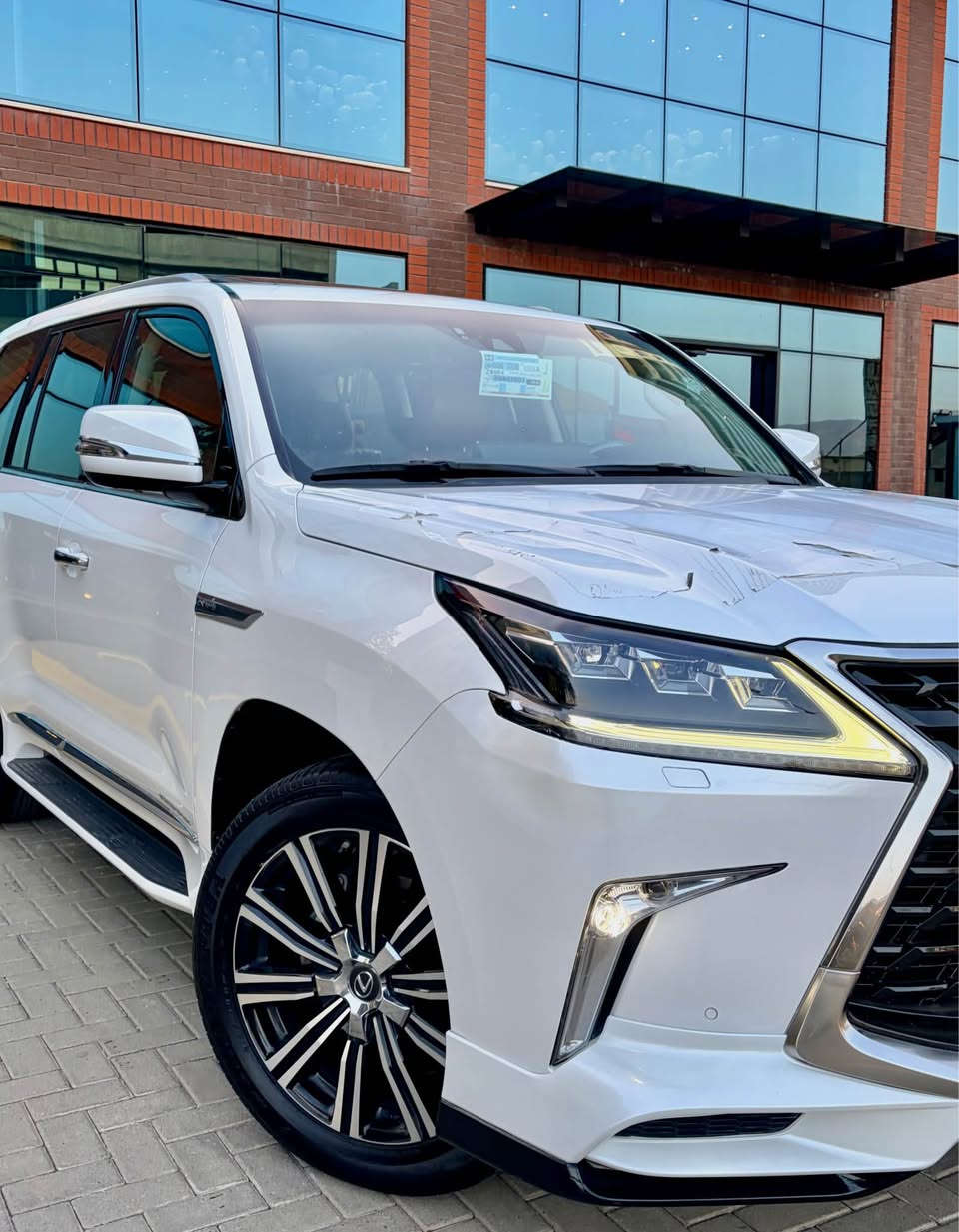 سلام عليكم اخوان عشاق نضافه وتميز للبيع لكزز
لیگزز LX 570 2018 Super Sport 🔷
فوول مواصفات ١/١ بريمي الاصلي داخل مشمشی 🟠
ماشيه ٨٦ الف كم حقيقي کل غراض بلادی موجودە 📦
بصمتین و کارت و کل غراض البلادی موجودە ✅

مراوس ما ترهم بیع نقد 📌

السعر / 575 و بیها مجال شویە سعر مناسب 💸
موبایل / *********** 📲
مکان / السلیمانیە المرکز المدینە 🏘️

مواصفات بریم ١/١ فوول  🔷
( فتحە ،، بصمە ،، رادار ،، کشنات تبرید تدفئە امامی و خلفی  ،، تشغیل عند بعد ،، داخل خلفی ملکی و VIP،، ایباد خلفی و ٣ شاشە ،، ٥ کامیرا سندوق شفط ،، سیارە جگات تسعد تنزل ،، سلاجە ،، کشنات جلد ،، حساسات امامی و خلفی و کامیرا ،، داخل بیجی ،، ستیرن فولیوم و بعد هوایە مواصفات بریم المعروفە ...) 

اخوان سياره بدون صبوغ کفالە بشرط حتی دعامیات بشڕط بدون صبوغ حلوە ماشالله ..✅
گیر و المحرك مامفتوحە و بشرط شهر بدون ای نقص بدون خلل بدون صوت بشرط کلشی ✅

4 تایرات جدیدە بلادية 🔷
سنويه و  زنكه و ورقم جديده و بااسمي ...🔷
دبل والجوبات مابيها اي خلل و نقص بشرط ✅
بدون خلل کهربائی بشرط ✅ السليمانية, العراق
