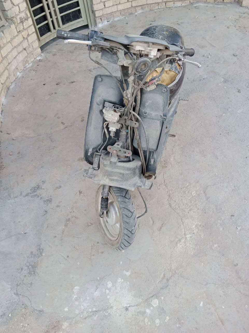 دراجه بتره ٦٠للبيع مفتوحه مره وحده بس هندر تشتغل اشاير شغالات ب١٠٠ناصريه سوق الشيوخ الكرمه ***********

