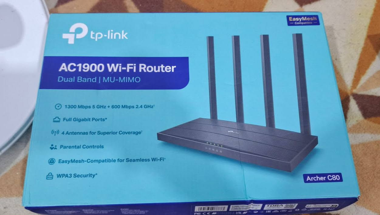 نانو بور بيم وراوتر للبيع
راوتر tp-link AC1900WI-FI ROUTER جديد استخدام اقل من شهرين مواصفات واضحة بالصورة 
ونانو بور بيم 
سعر 120 الف قفل 
واتساب ***********
