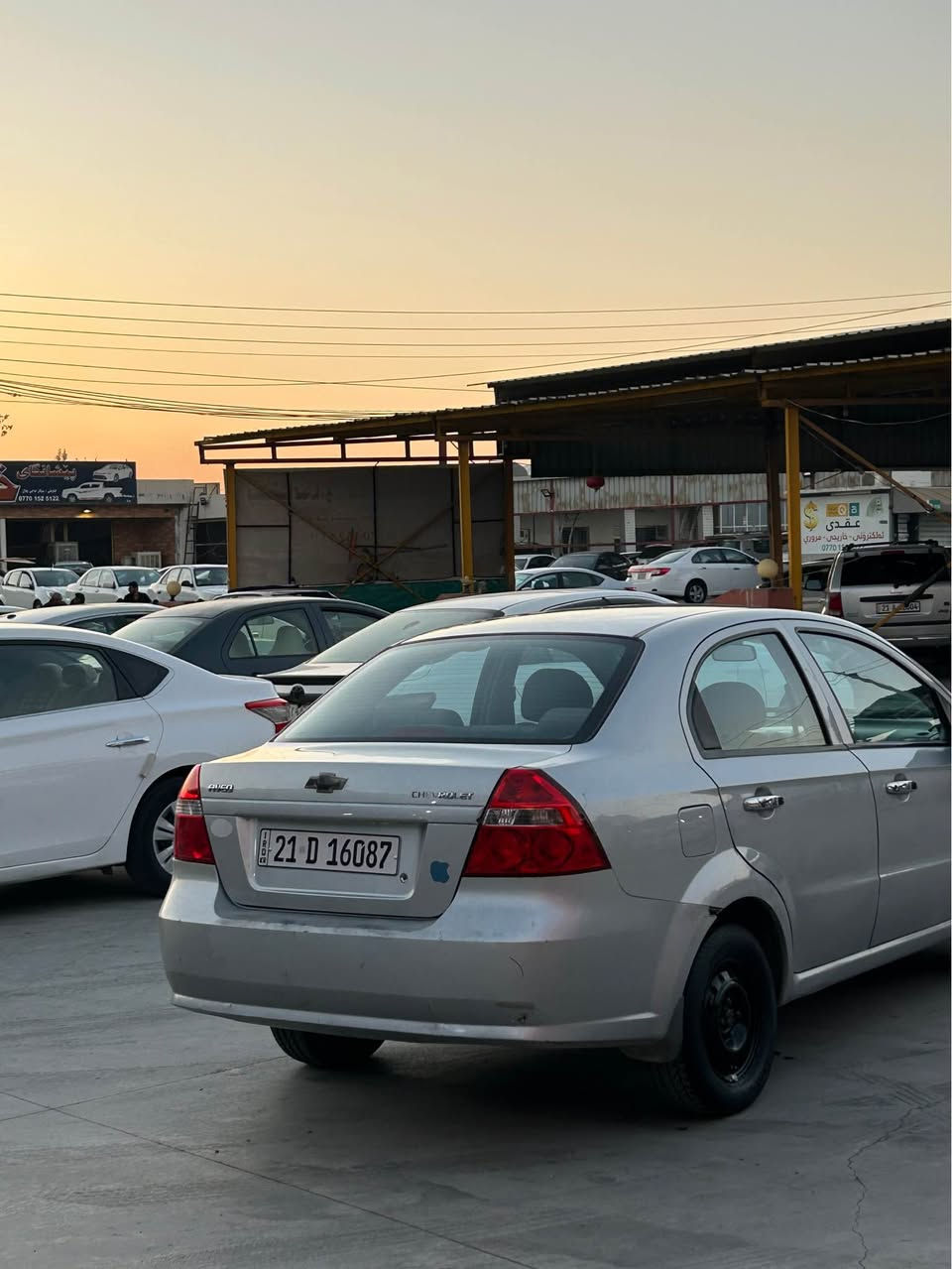 سڵاو 
شڤرۆلێت ئەڤیۆ 2007 گێڕ عادی 
گێڕ و مەکینەی بەشەرتی ١٠٠ فیتەر
چرکەی تیا نیە 
سەنەوی تازەیە تا 2030
حیزام نیە بە حیزام ئەفرۆشم پەڵە پەڵە بۆیاخی هەیە بەشەرتی سەقف ناوگرتنی نەبێ 
نرخ ٤٨$ و معامەلە 
*********** السليمانية, العراق
