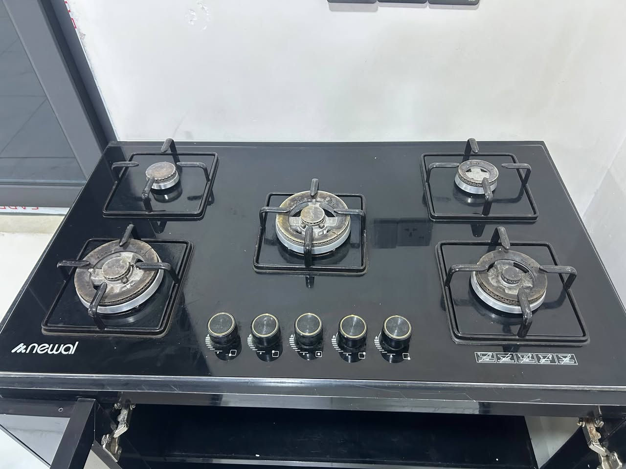طباخ • نضيف • مستعمل قليل