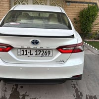 تويوتا كامري هايبرد موديل 2024  ماشيه 68000  KM  كفاله عامه  وكاله عبد...