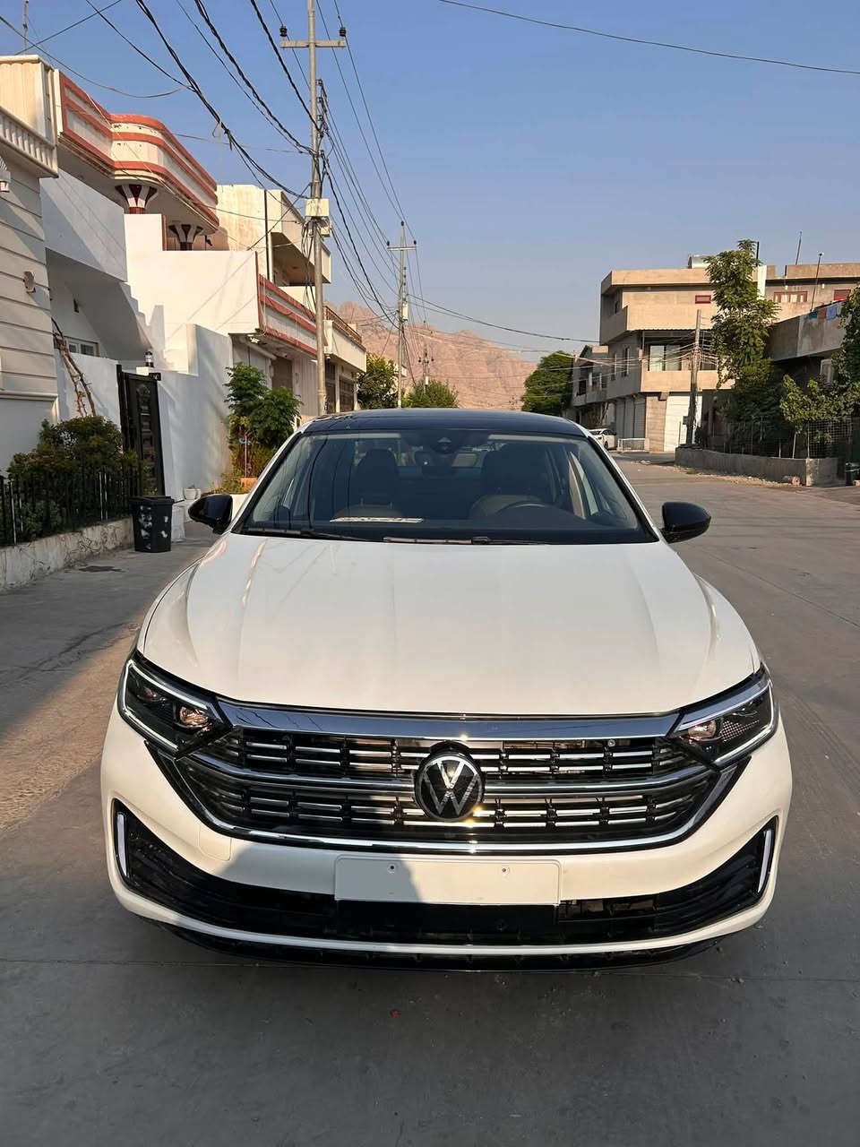 Jetta 2024 SEL premiu
نرخی ١٣٠ قفل دوو سویچی بیلادی ئیرباگ تەنها شان ١٢ هەزار مایل رۆیشتوە سێ پارجەو دوو پەڵەی بۆیاخە بێ ناوگرتن رادیتەر و بەوابە و پانکەی بیلادە بەدەنەو براکیت بیلادیە فولە فولە رادار پێش و پشت ئاوێنەکان کوشن سارد و گەرم خەزن پانۆراما ژمارە کاتی سێ مانگی لەگەڵە
رەقەم شانسی 3VWGM7BU4RM083984
ژمارە موبایل ***********
