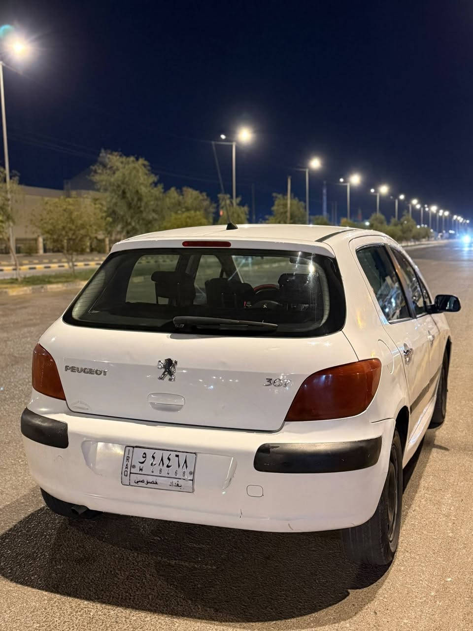 سياره بيجو 307 موديل 2005 
سياره مكفولة من الضربه والخياس مصبوغه حزام للجماليه تبريد ثلج رقم بغداد مكان سياره نجف سعر 45 وبيه مجال للتواصل ***********
