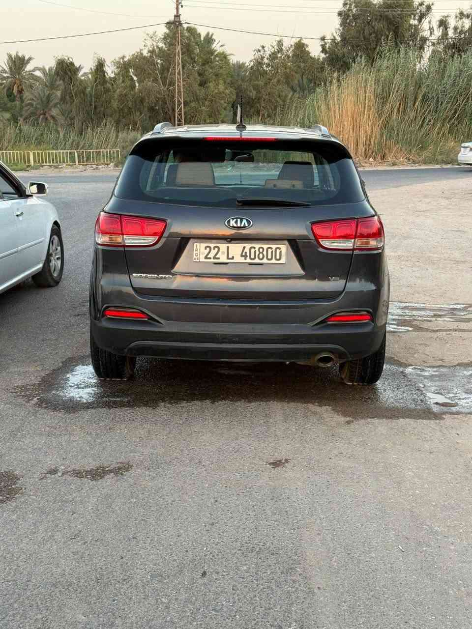 السلام عليكم 
سورنتو مريكي بيها رشات تقريباا اربع قطع بدون داخل شرط. مكينه سته سبعا راكب 
ماشيه ٨٠  حلوه تراي جديد تبريد ثلج 
شعندك مراوس واتساب 
***********
مكاني بابل

