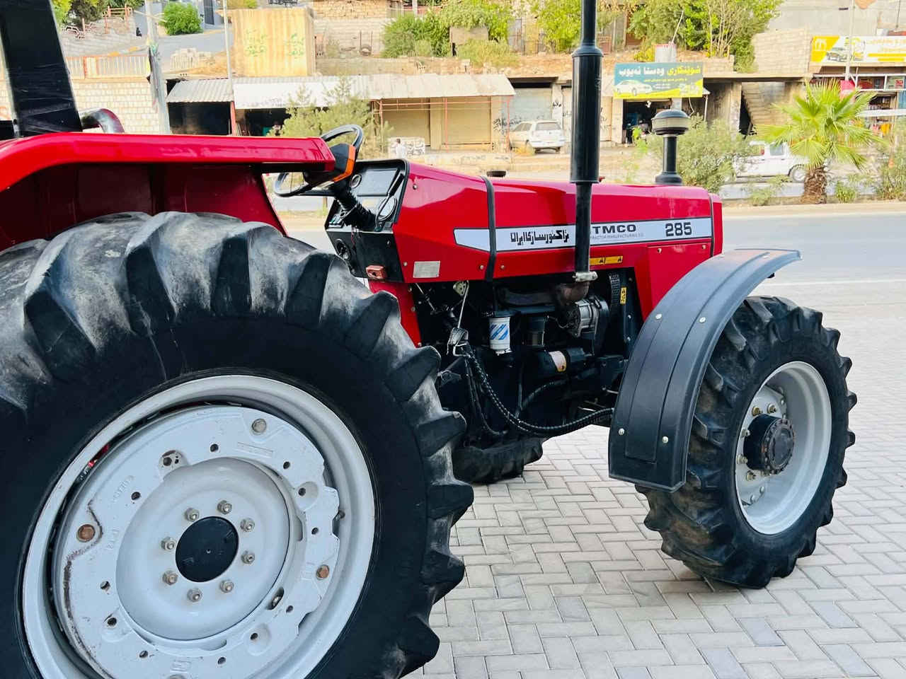 سە رەتابە ناوی خواگە ورە 285 بیلاد نیە سە رف ناکات پاکوجوان ماوە تە وە مۆدل 2014 ژم   ***********
***********
