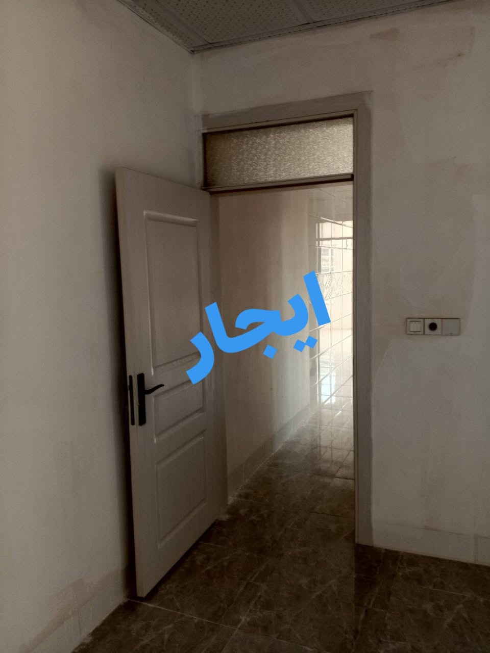 دار اجار 🛑 
طابق ثاني البيت زيرو بناء صفر 
بعده مامسكون 
المحتويات غرفه نوم وصاله ومطبخ واستقبال 
العنوان كركوك القادسيه الثانيه قرب شارع ابو وليد استفسار اتصل بنا على واتساب 
***********📞
