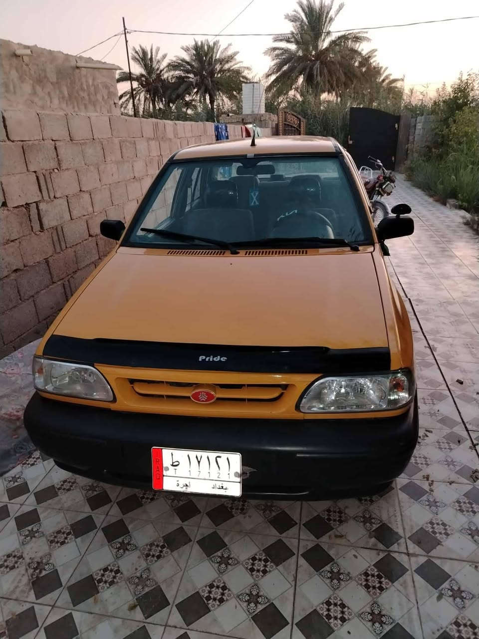 سايبه لبيع موديل 20011 رقم نكلزي مصفره بسمي سايبه نضيفه شراي هاذا رقمي ***********

